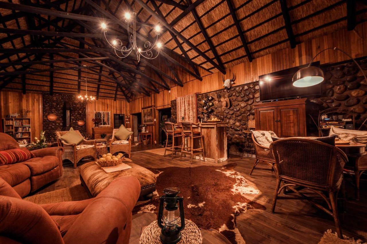 Kukummi Lodge - Formerly Mackaya Bella Country Lodge Champagne Valley Екстер'єр фото